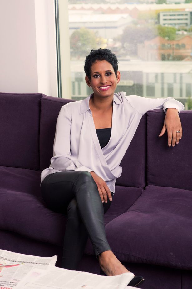 Naga Munchetty en hauts talons